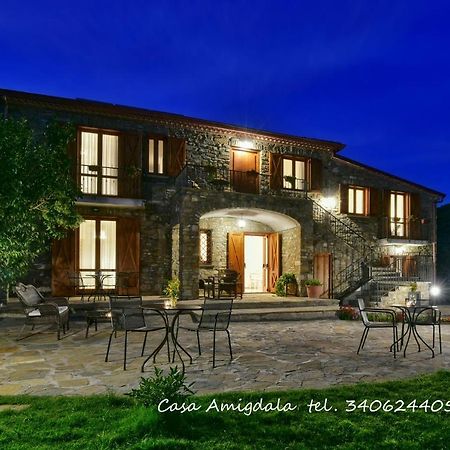 Bed and Breakfast Casa Amigdala Кастеллабате Екстер'єр фото